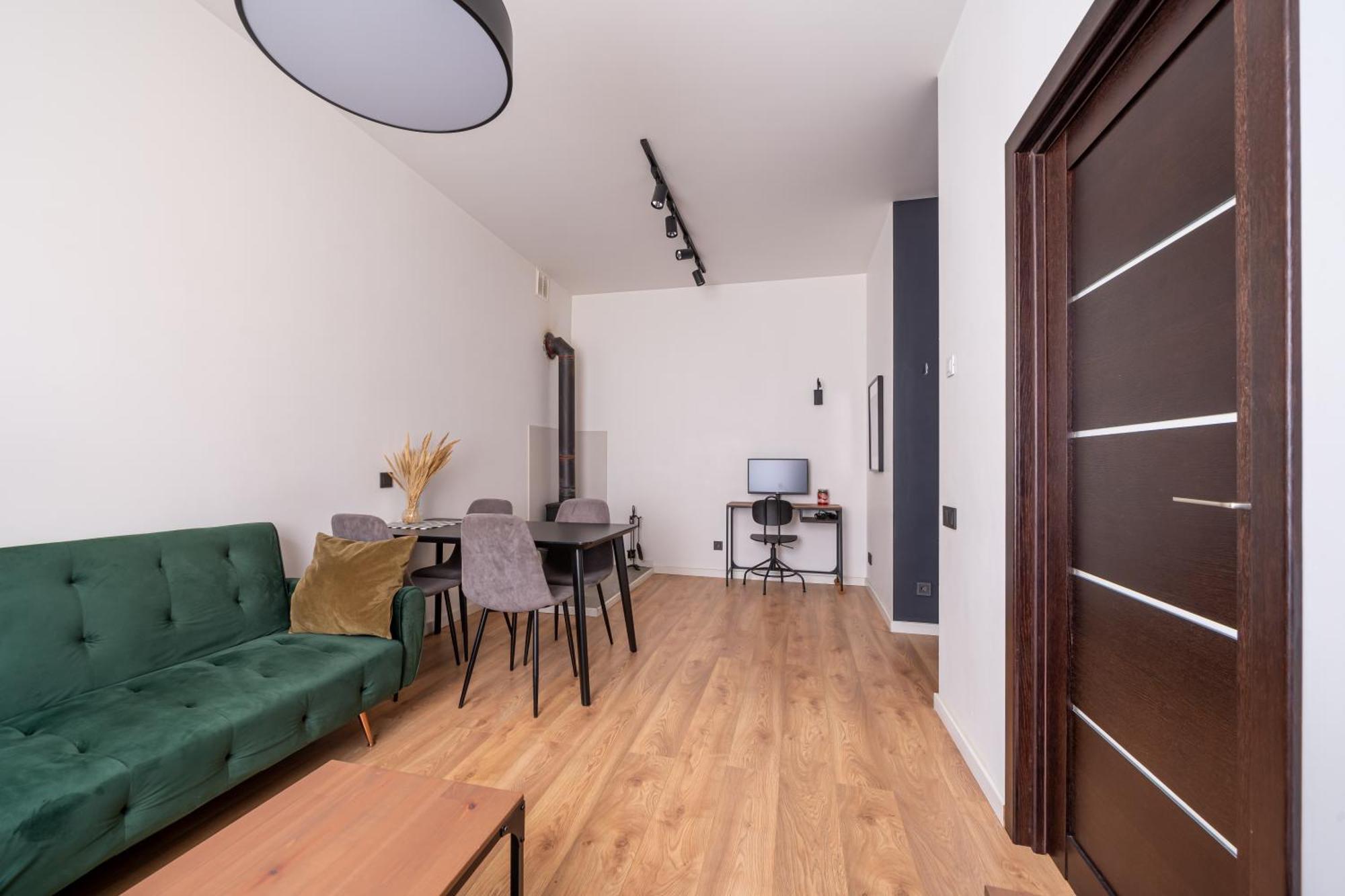 Lienes Iela Gem 1Br Apartment With Fireplace In Historic Unesco Center Riga Exterior foto